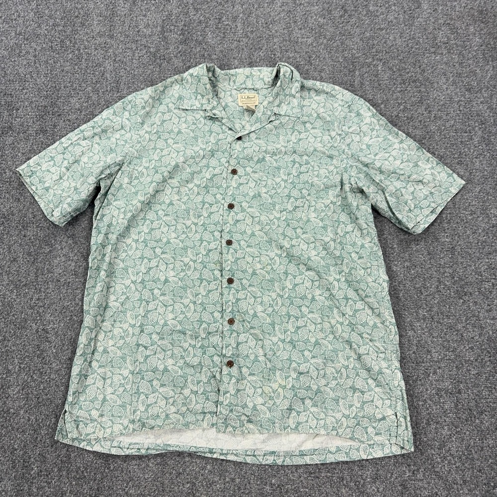 L.L. Bean Shirt Mens LT Green Floral Cotton Short Sleeve Button Front Casual‎